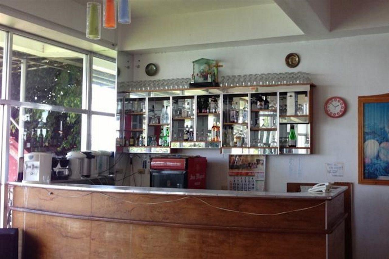 Ladaga Inn & Restaurant Panglao City Exterior foto