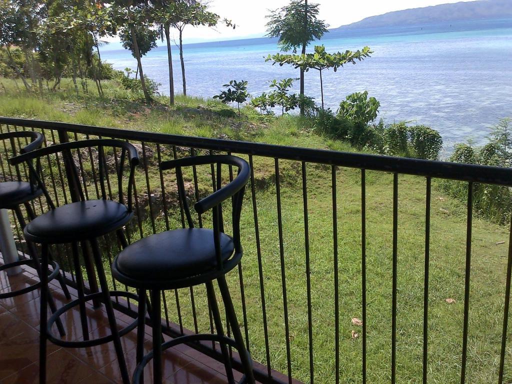 Ladaga Inn & Restaurant Panglao City Exterior foto
