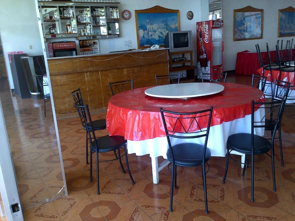 Ladaga Inn & Restaurant Panglao City Exterior foto