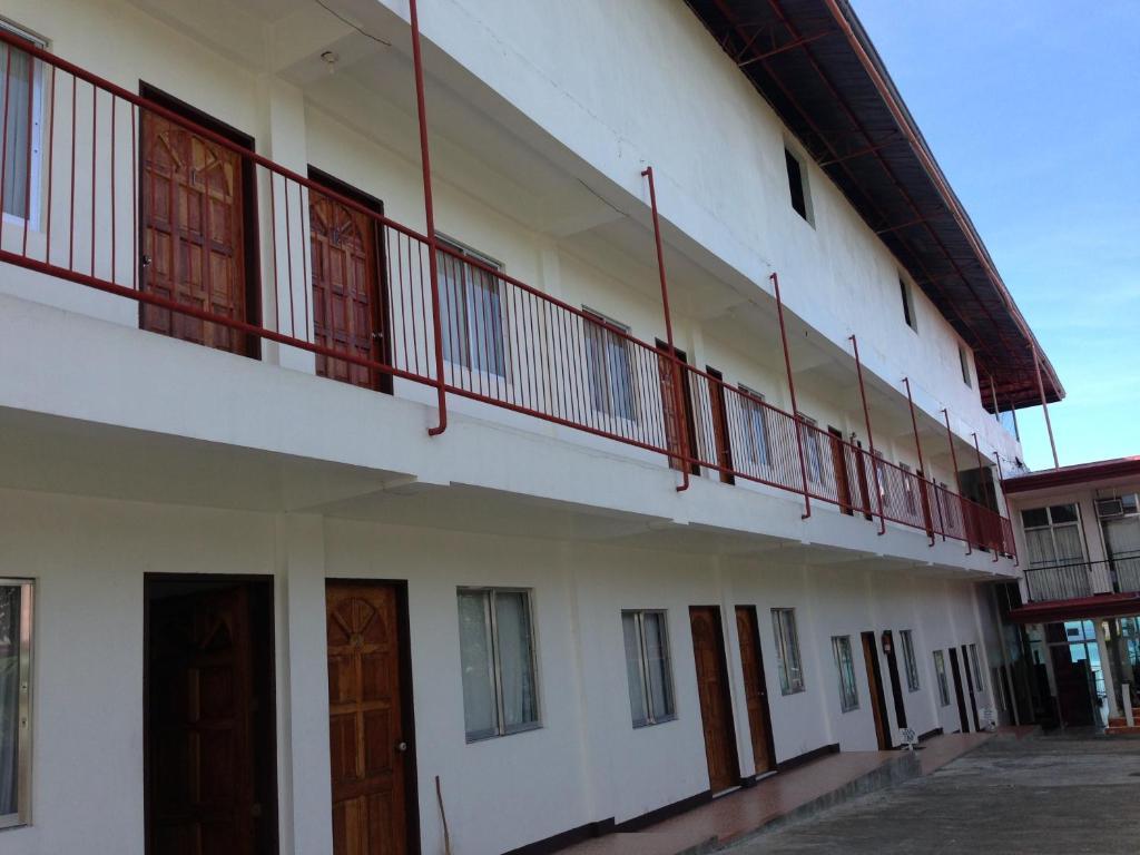 Ladaga Inn & Restaurant Panglao City Exterior foto